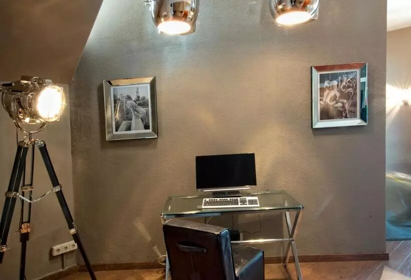 Hotel Tryp By Wyndham Bremen Airport