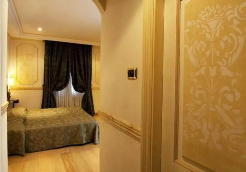 هتل Villa San Pio