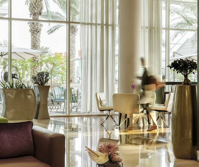 Novotel World Trade Centre Dubai