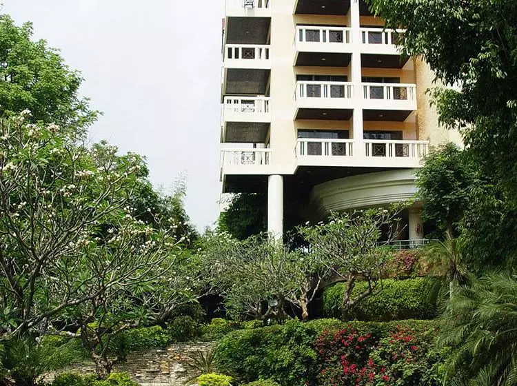 Pavilion Rim Kwai Resort
