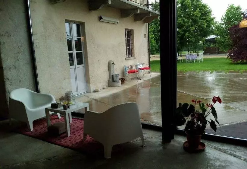 تختخواب و صبحانه Casa Torre Allera