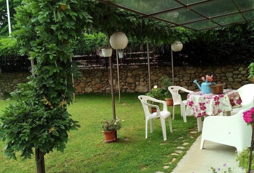 تختخواب و صبحانه Casa Torre Allera