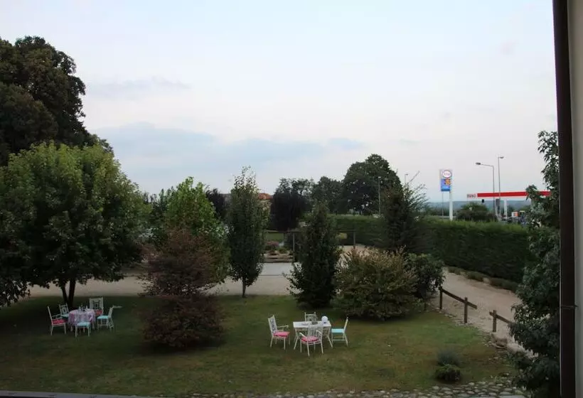 تختخواب و صبحانه Casa Torre Allera