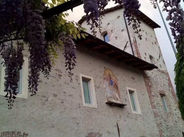 تختخواب و صبحانه Casa Torre Allera