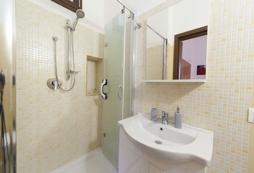 تختخواب و صبحانه Sole Di Trapani