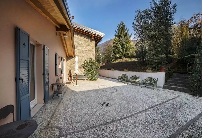 Hotelli Borgo Alla Sorgente