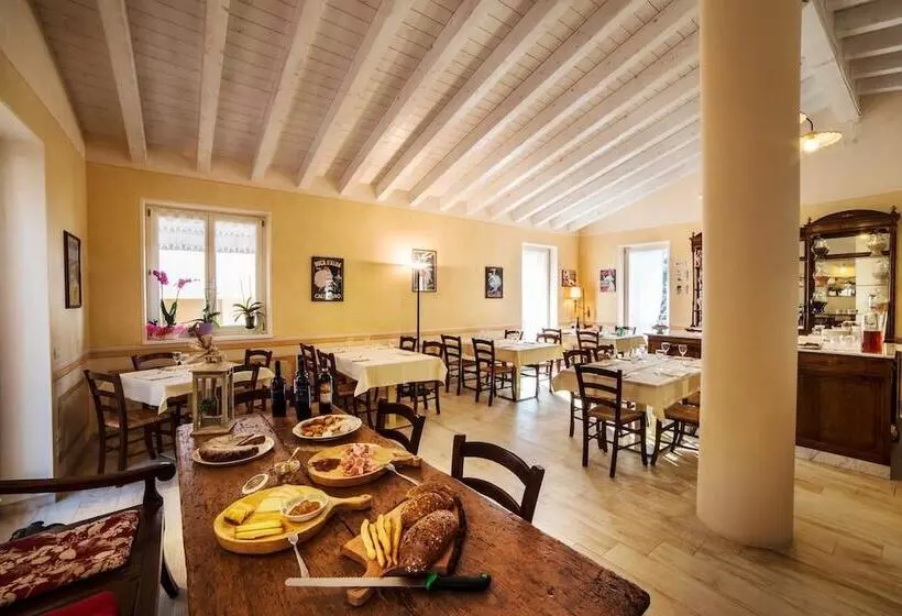 Hotelli Borgo Alla Sorgente