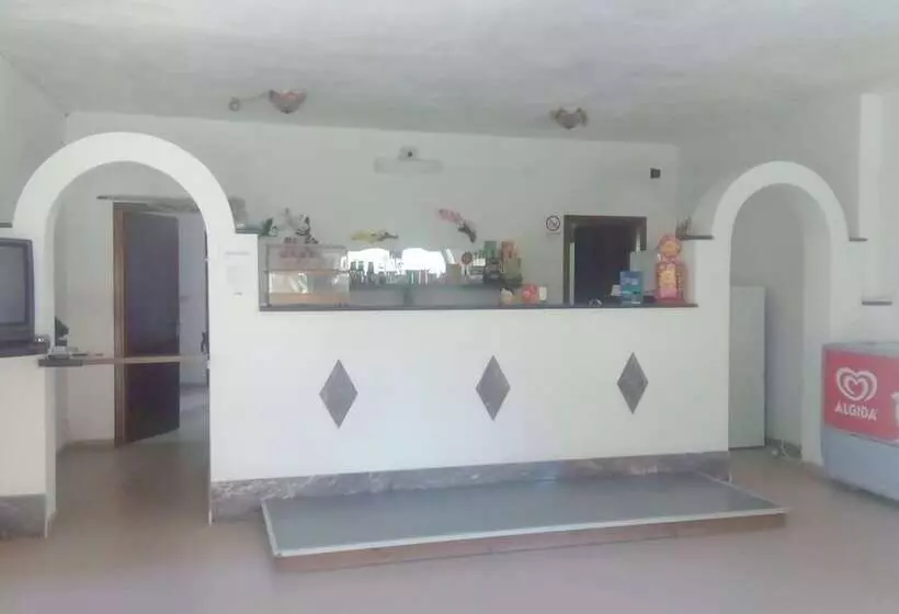 هتل Camping Scogliera Azzurra