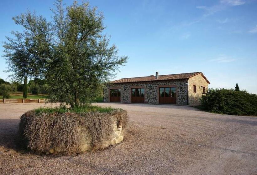 田舎風ホテル La Poderina