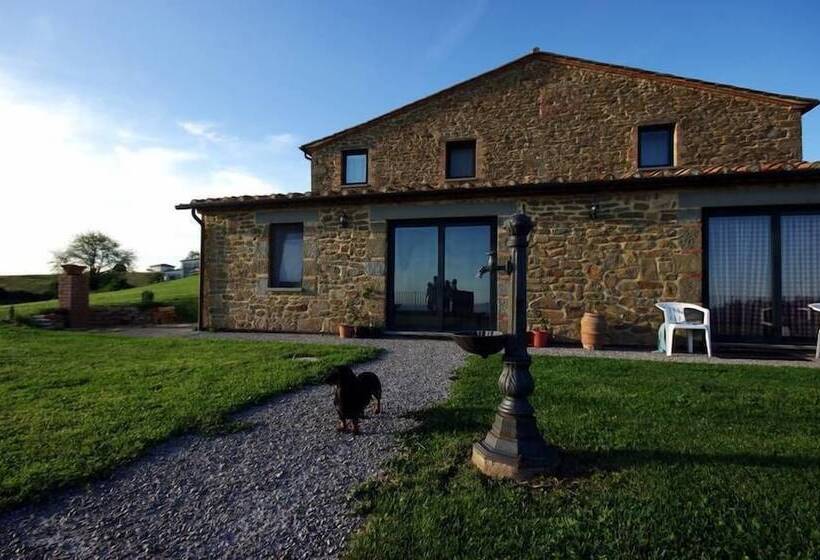 田舎風ホテル La Poderina