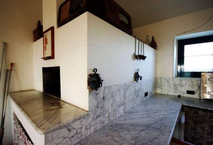 田舎風ホテル La Poderina