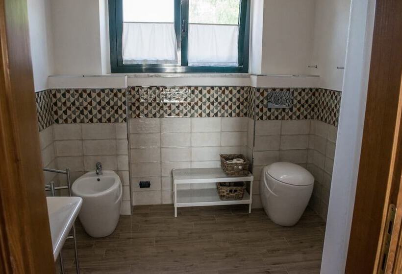 田舎風ホテル La Poderina