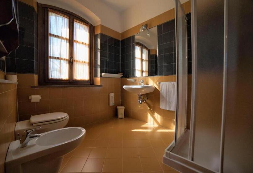 فندق ريفى Agriturismo Sant Uberto