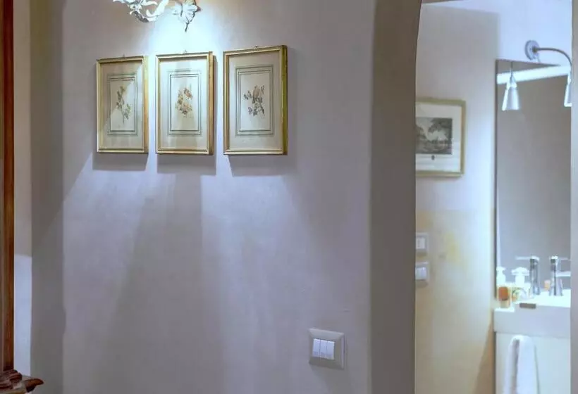 田舎風ホテル Bioagriturismo Podere Montisi