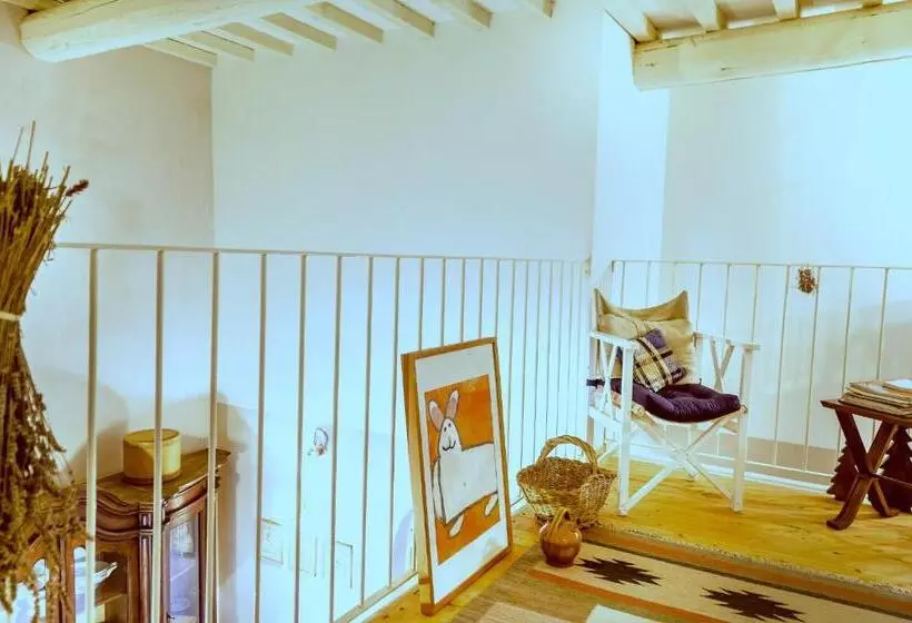 田舎風ホテル Bioagriturismo Podere Montisi