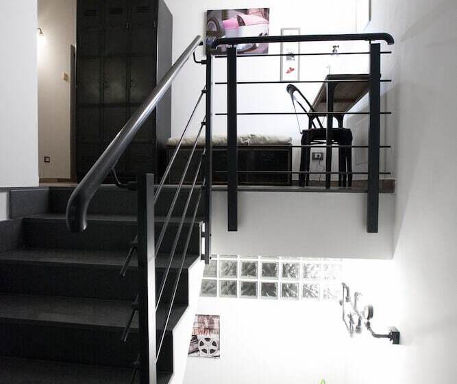 تختخواب و صبحانه Cristiano