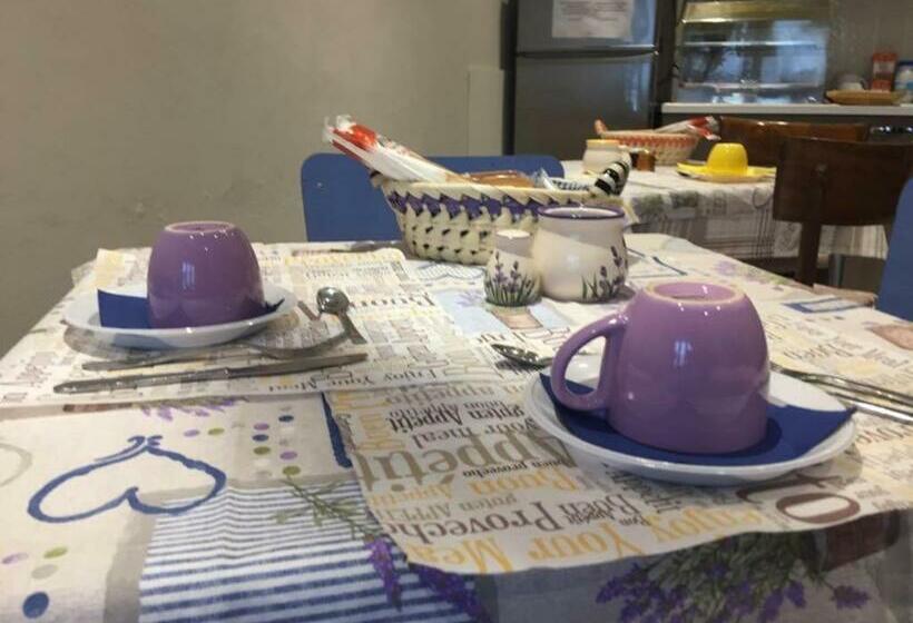 Bed & Breakfast Marietta