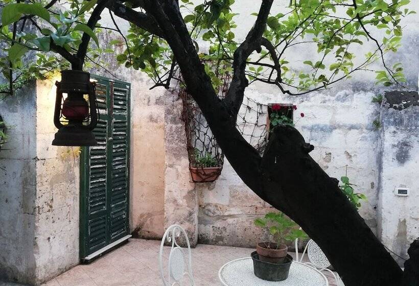 بنسيون Agorà Suites & Apartments