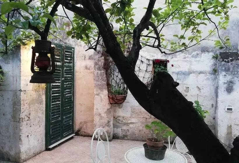 Majatalo Agorà Suites & Apartments