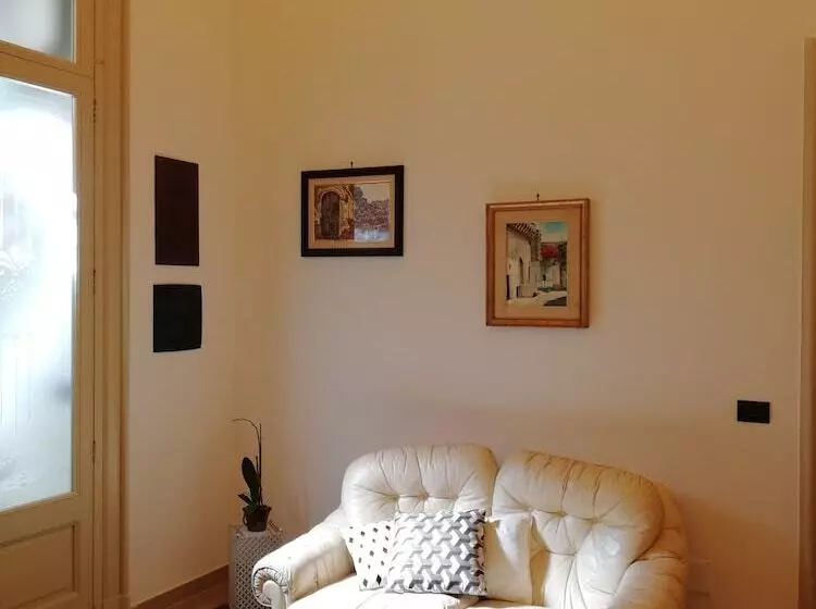 Majatalo Agorà Suites & Apartments