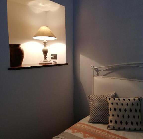 بنسيون Agorà Suites & Apartments