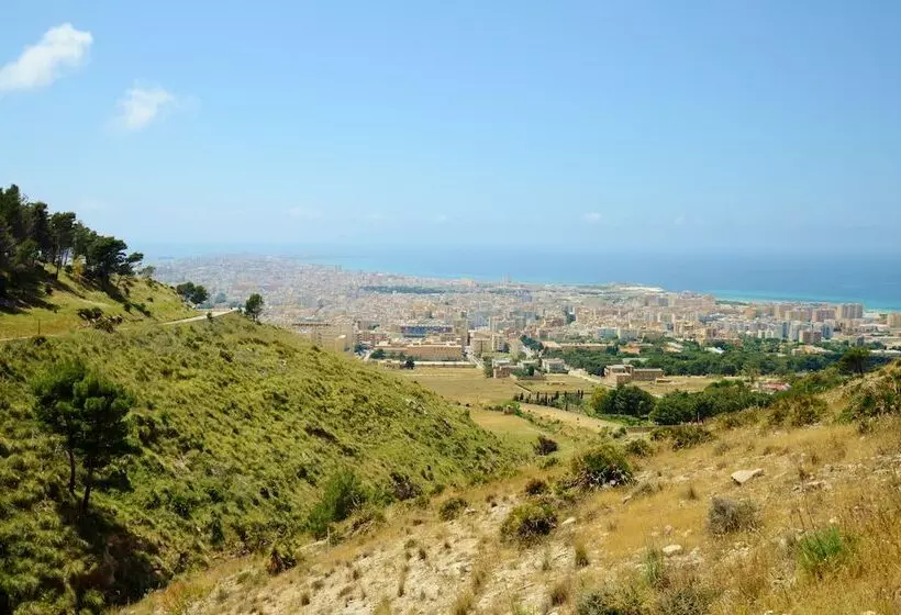 ペンション Casa Romeo   Relax Nel Cuore Di Erice