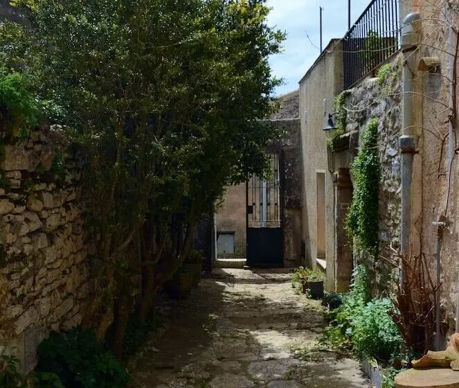 ペンション Casa Romeo   Relax Nel Cuore Di Erice