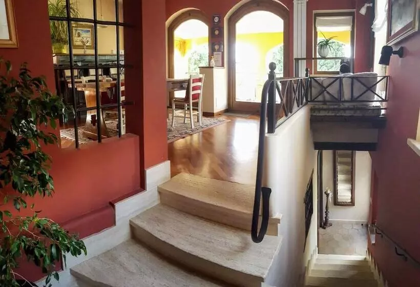 Aamiaismajoitus (B&B) Il Nido Del Falco