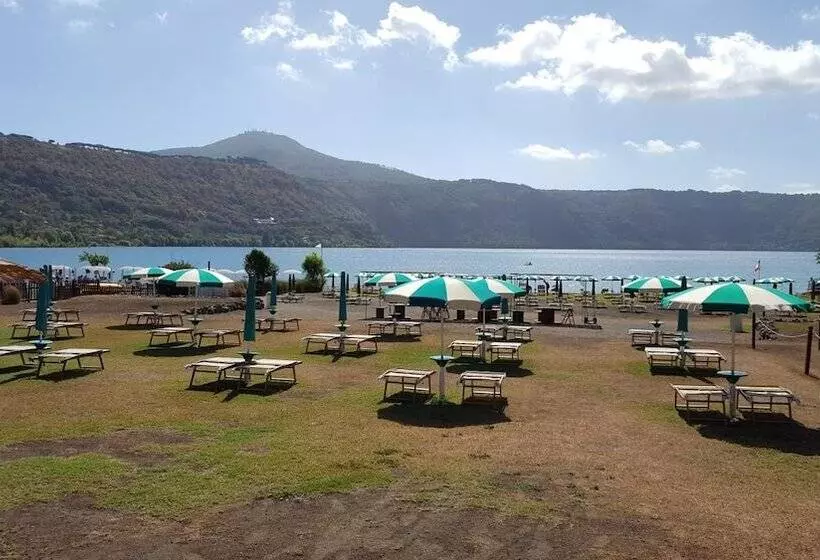 Aamiaismajoitus (B&B) Il Nido Del Falco