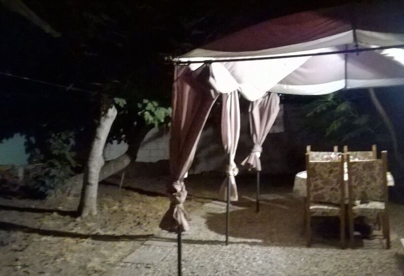 민박 Sardinia International House