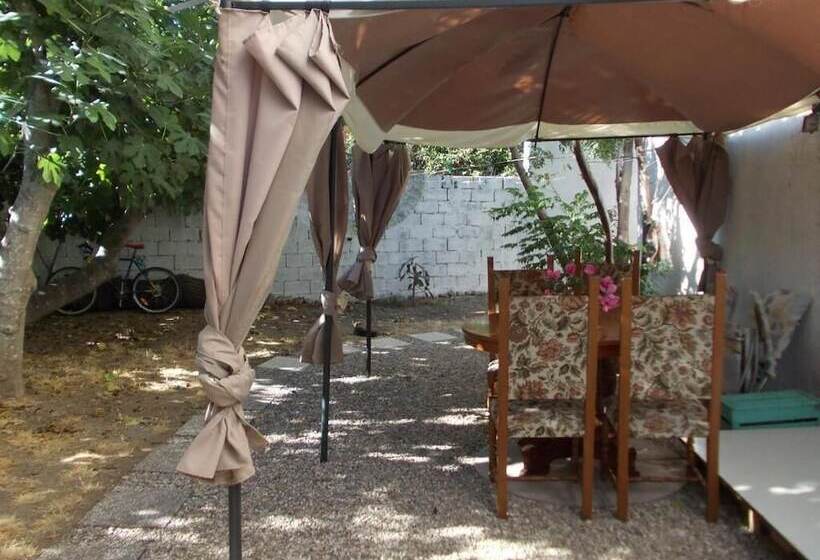 민박 Sardinia International House