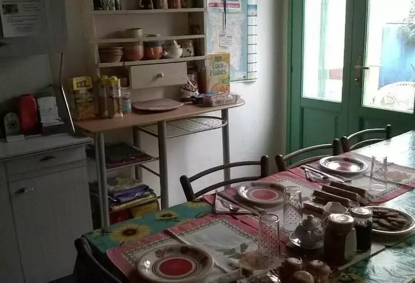 Aamiaismajoitus (B&B) Sardinia International House