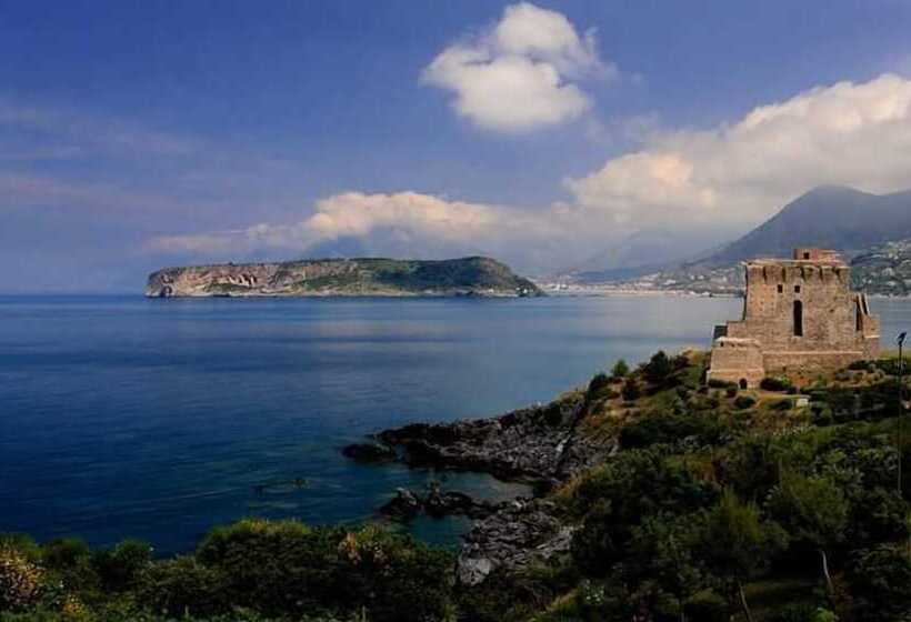 مبيت وإفطار Villa San Nicola