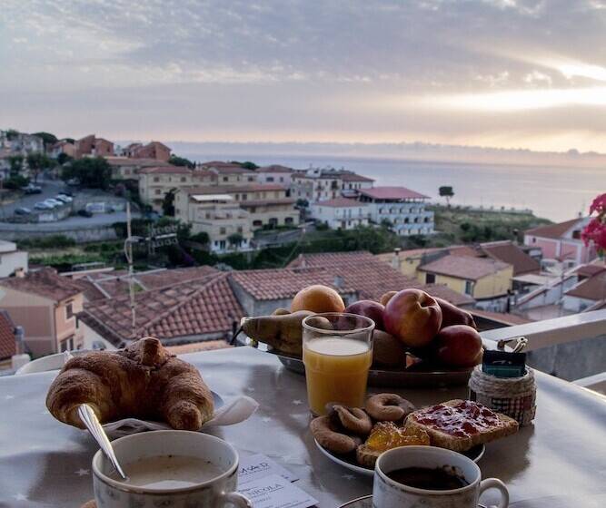 مبيت وإفطار Villa San Nicola