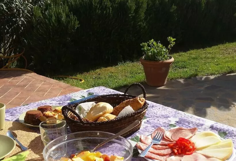 Dolce Luna Bed And Breakfast