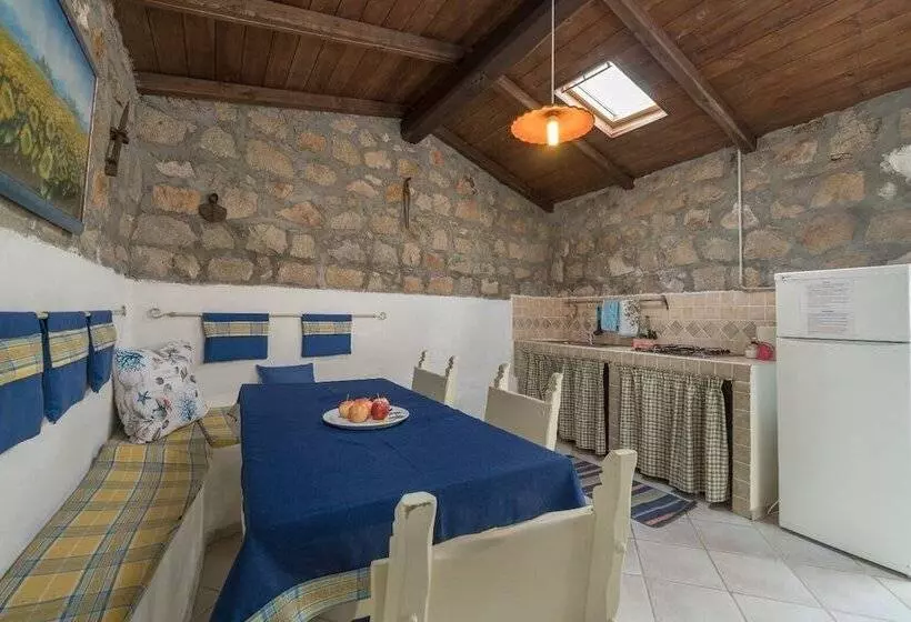 Dolce Luna Bed And Breakfast