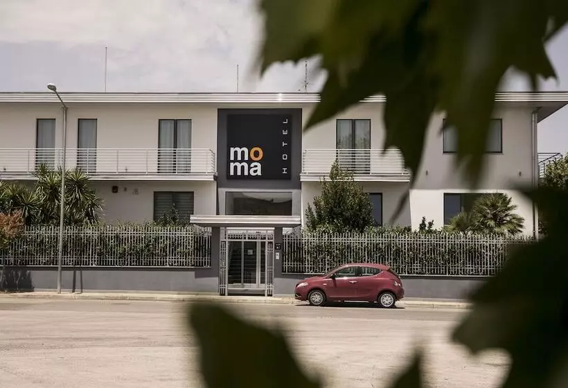 هتل Moma