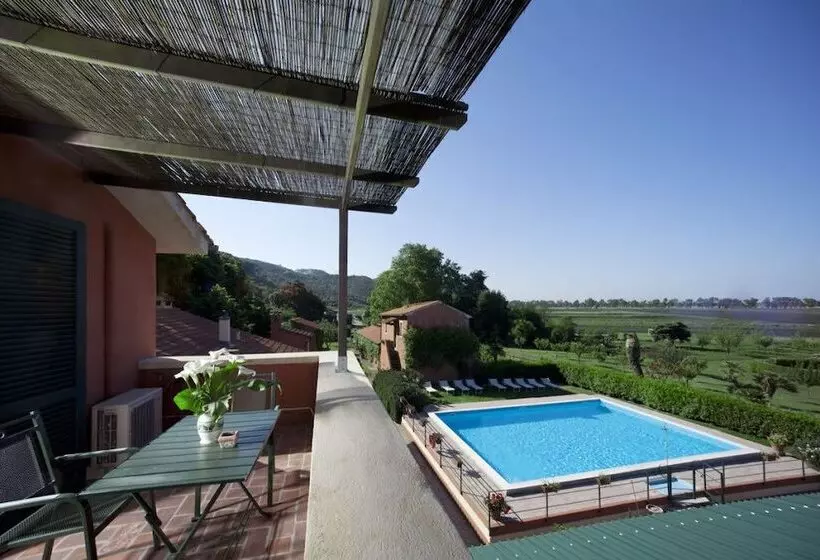 Maaseutuhotelli La Casa Rossa