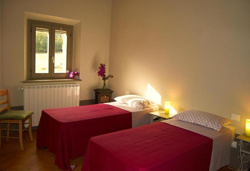 교외 호텔 Agriturismo Bio Podere Doganelle