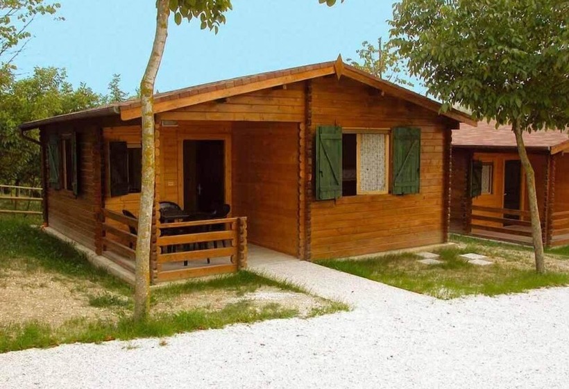 منتجع Centro Vacanze Verde Azzurro