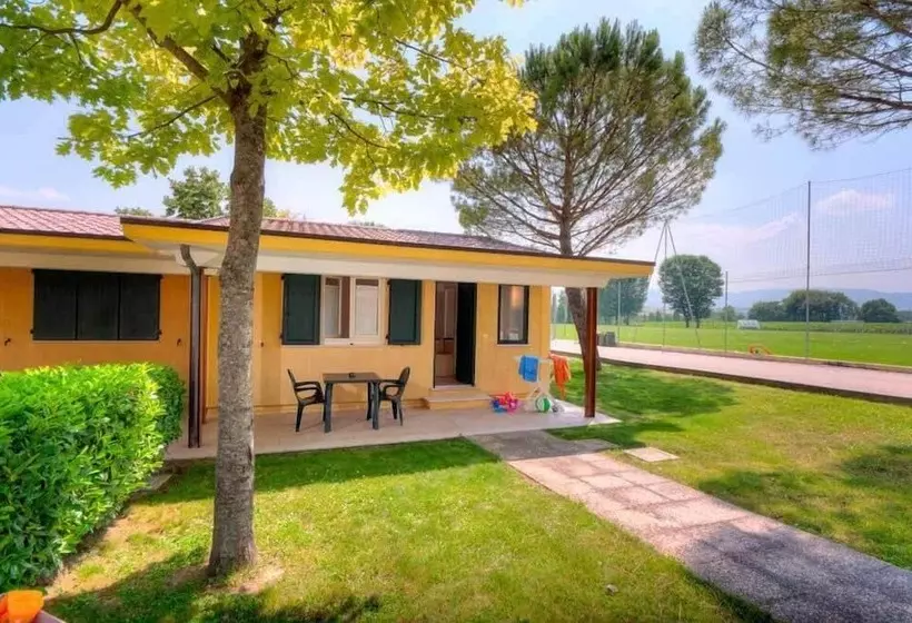 Lomakeskus Centro Vacanze Verde Azzurro