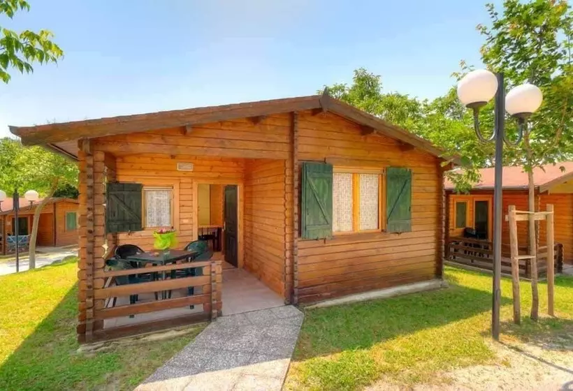 Lomakeskus Centro Vacanze Verde Azzurro