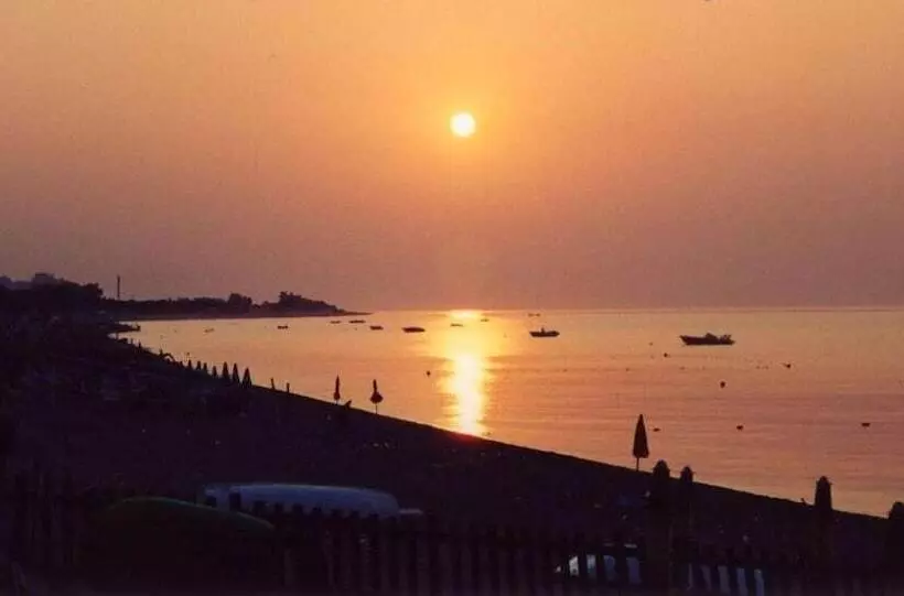 B&b Torre Dei Saraceni