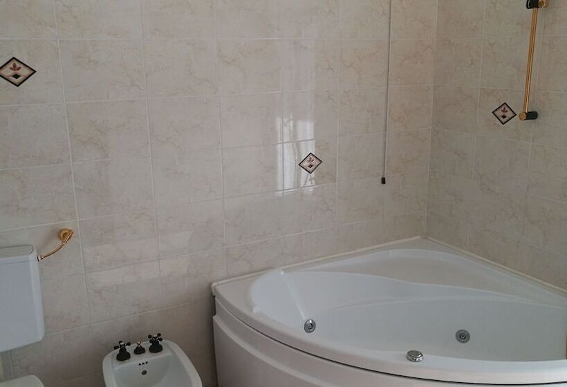 ベッドアンドブレックファースト Le Cicogne