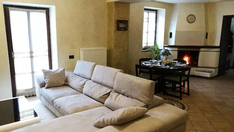 ベッドアンドブレックファースト Le Cicogne