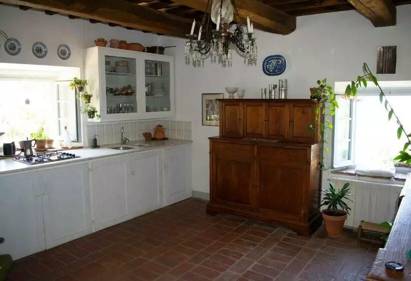 Aamiaismajoitus (B&B) Villa Gioietta