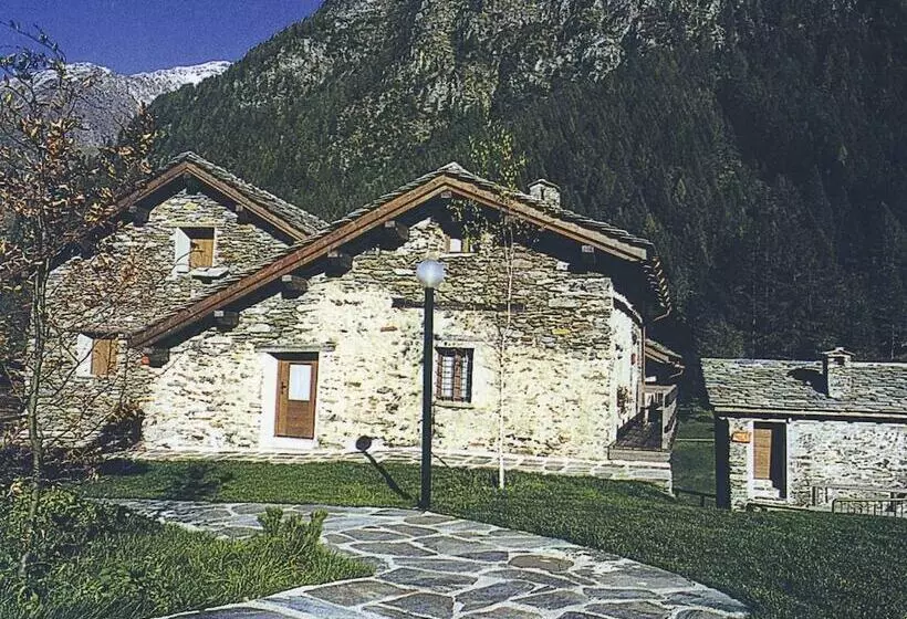 مسافرخانه Casa Alpina San Luigi