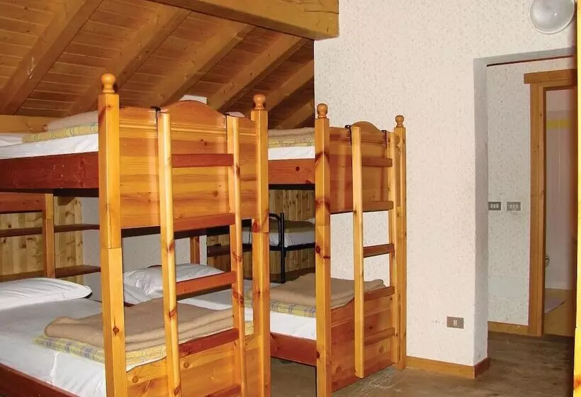 مسافرخانه Casa Alpina San Luigi