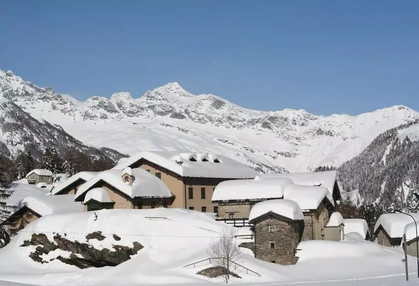 مسافرخانه Casa Alpina San Luigi