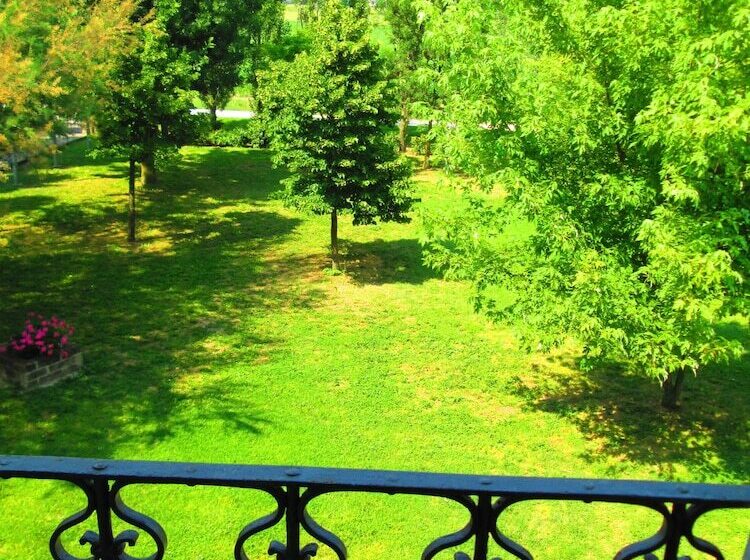 Сельский отель La Migliara